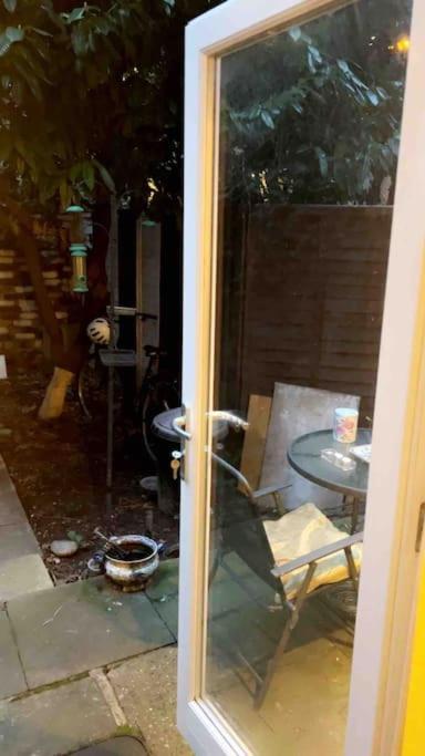 לונדון Deluxe Garden Apartment מראה חיצוני תמונה