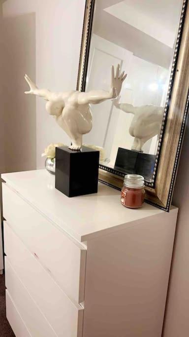 לונדון Deluxe Garden Apartment מראה חיצוני תמונה